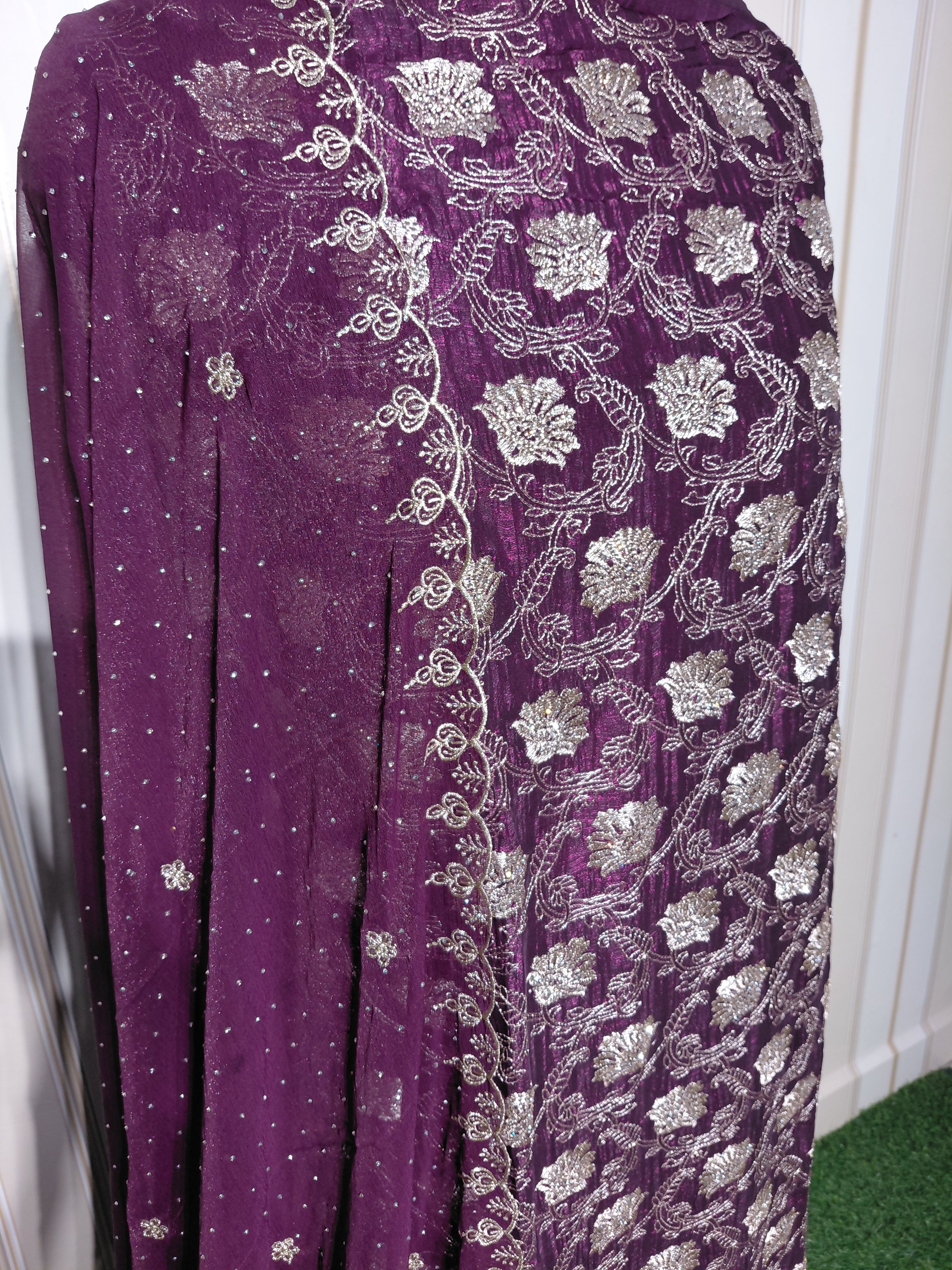 💎 PREMIUM CRUNCHY SILK UNSTITCHED SUIT WITH HEAVY EMBROIDERY WORK & DIAMOND WORK WITH INNER ✨