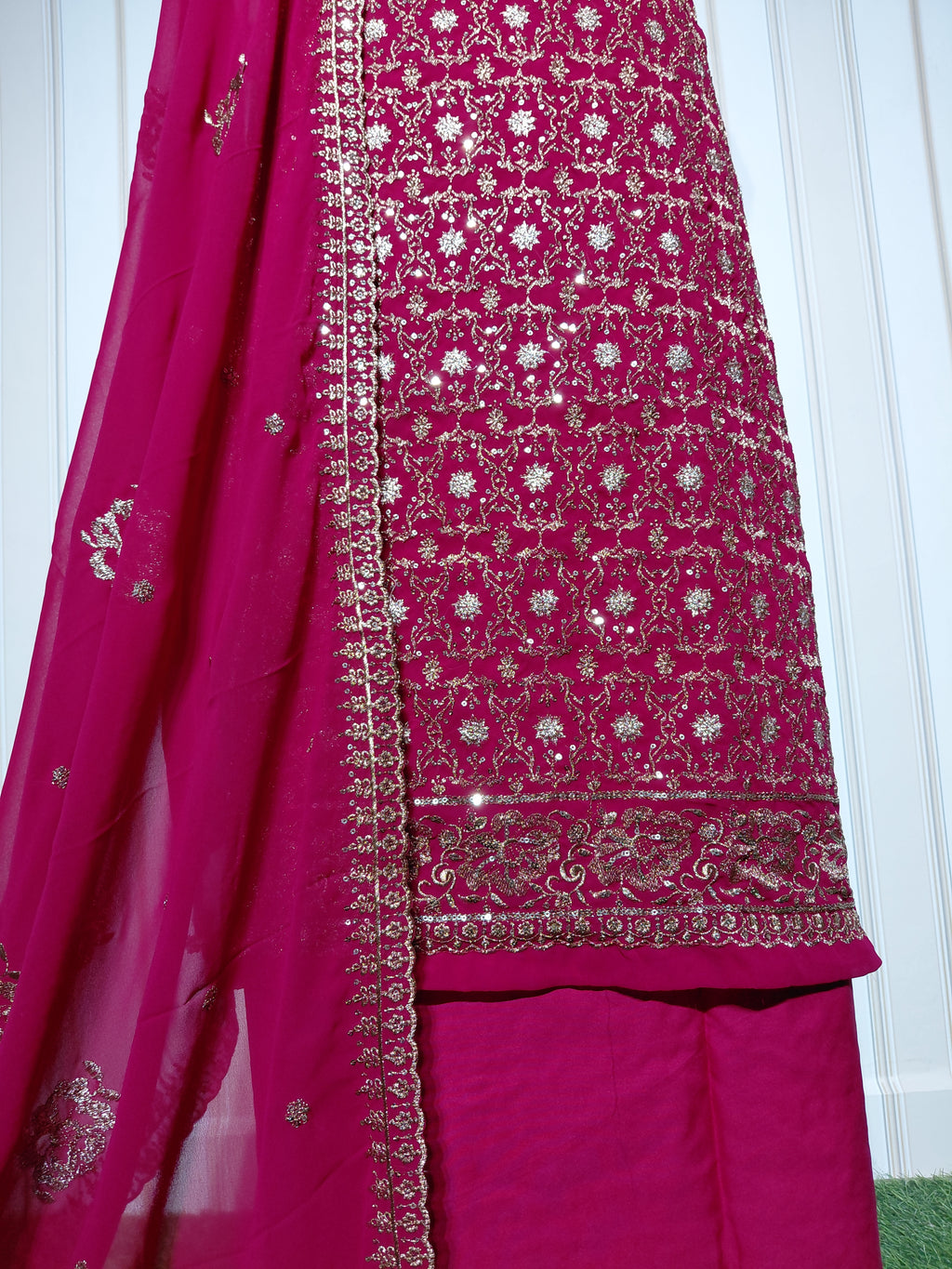 👑 ROYAL PREMIUM HEAVY GEORGETTE PARTY WEAR SUIT WITH BEAUTIFUL SEQUENCE WORK & DESIGNER LOOK ✨