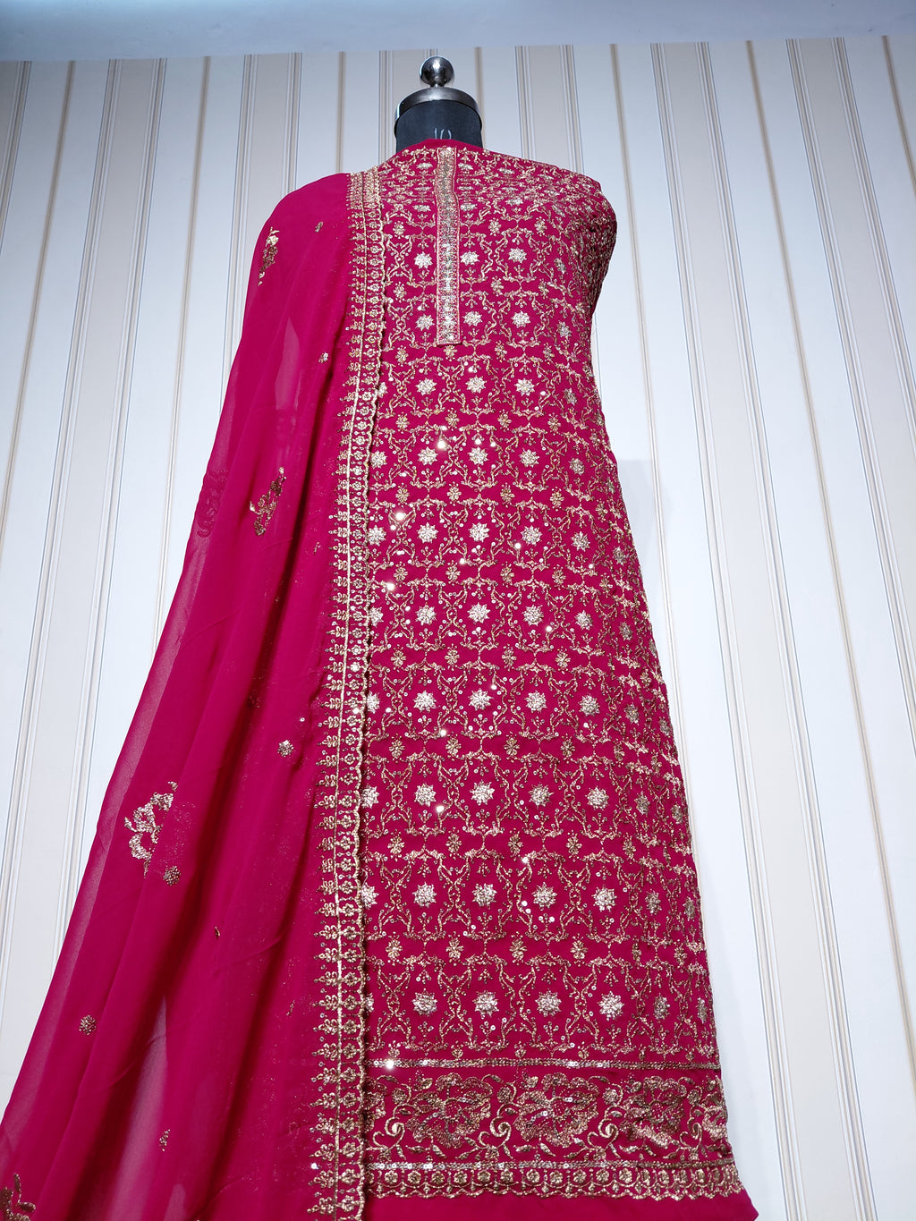 👑 ROYAL PREMIUM HEAVY GEORGETTE PARTY WEAR SUIT WITH BEAUTIFUL SEQUENCE WORK & DESIGNER LOOK ✨