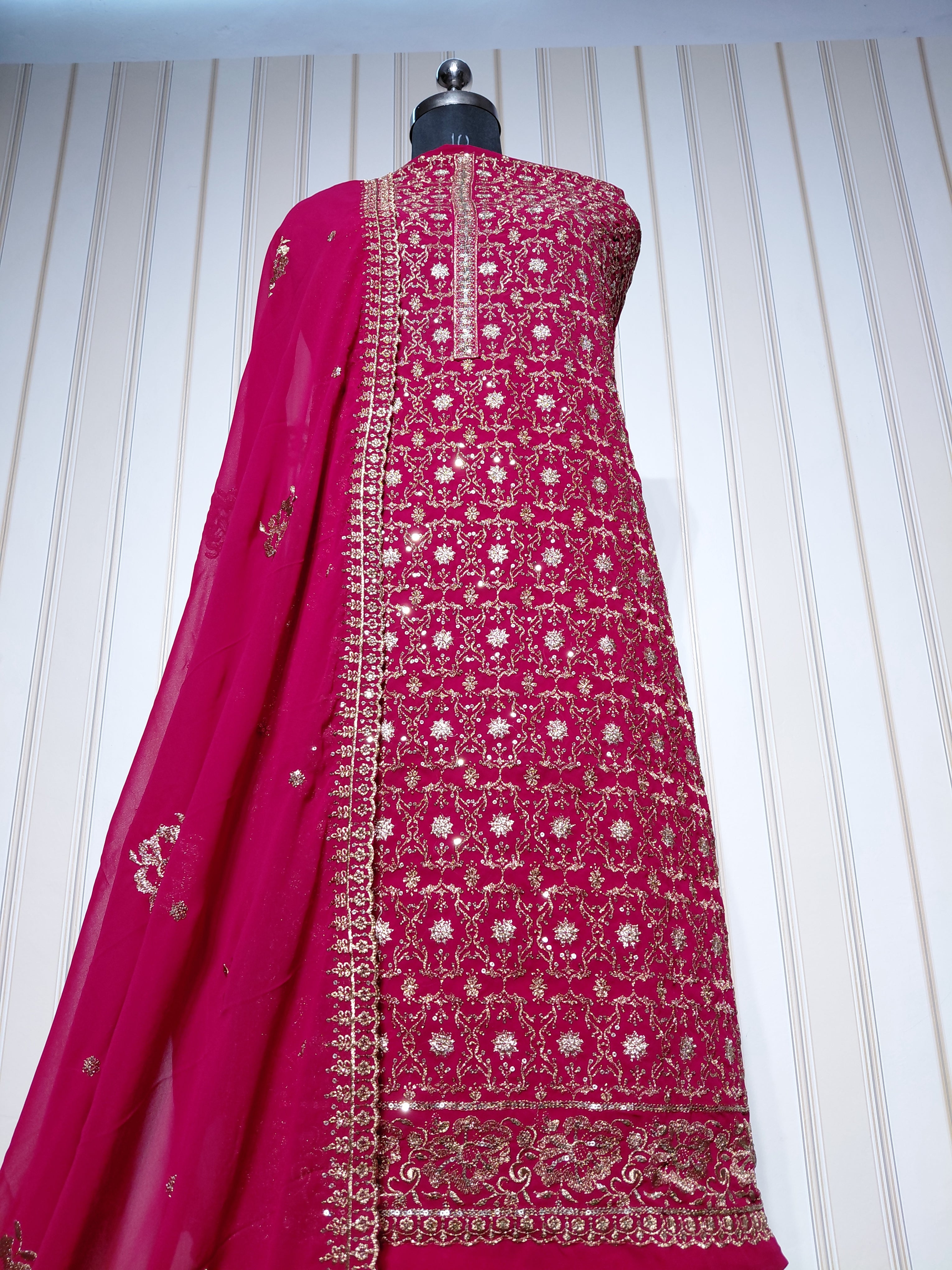 👑 ROYAL PREMIUM HEAVY GEORGETTE PARTY WEAR SUIT WITH BEAUTIFUL SEQUENCE WORK & DESIGNER LOOK ✨
