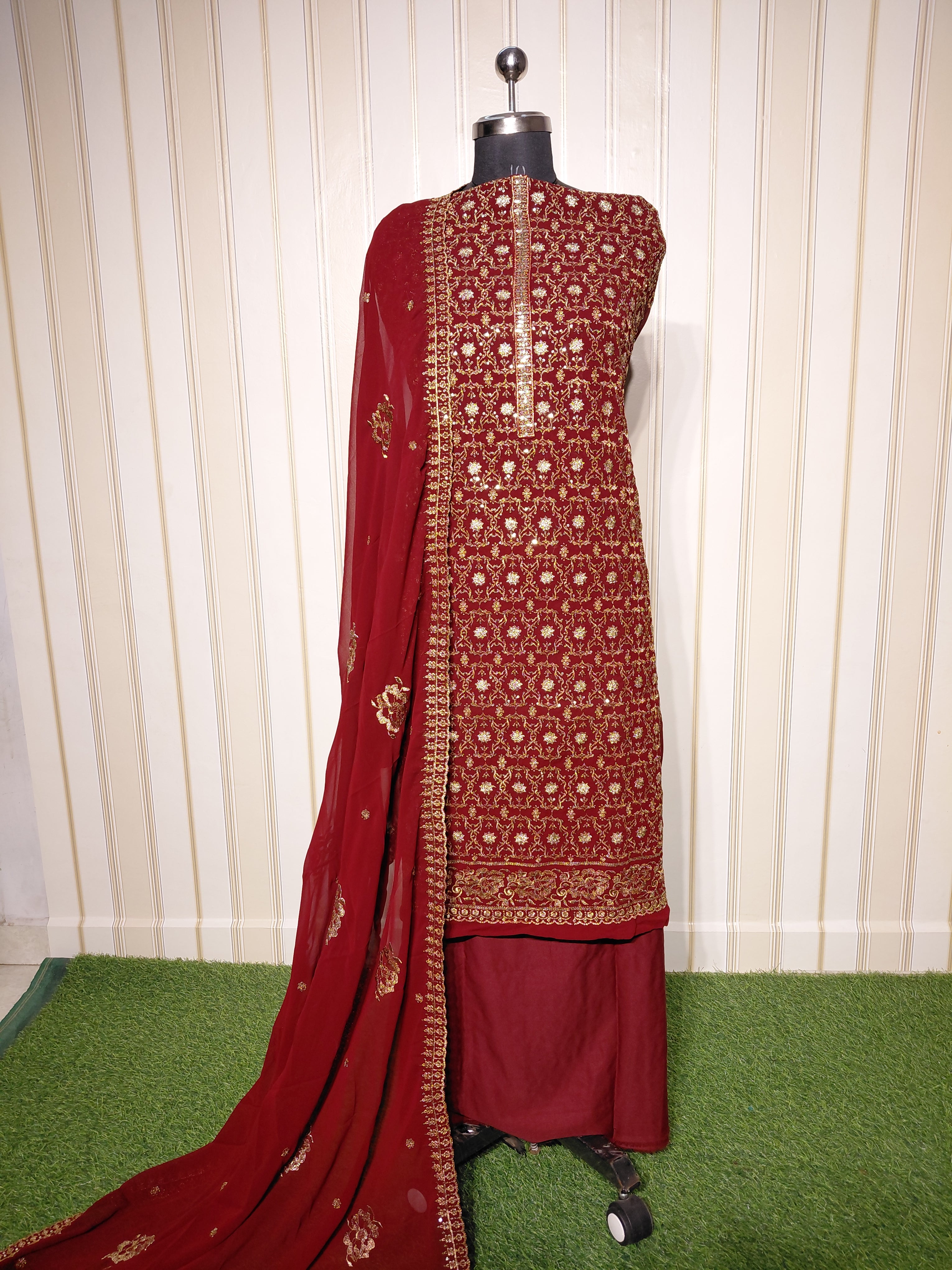 👑 ROYAL PREMIUM HEAVY GEORGETTE PARTY WEAR SUIT WITH BEAUTIFUL SEQUENCE WORK & DESIGNER LOOK ✨