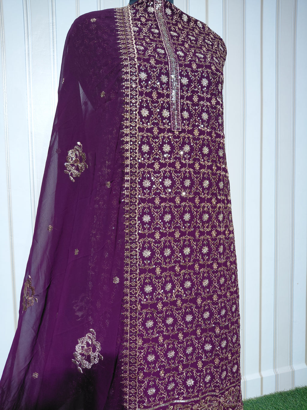 👑 ROYAL PREMIUM HEAVY GEORGETTE PARTY WEAR SUIT WITH BEAUTIFUL SEQUENCE WORK & DESIGNER LOOK ✨