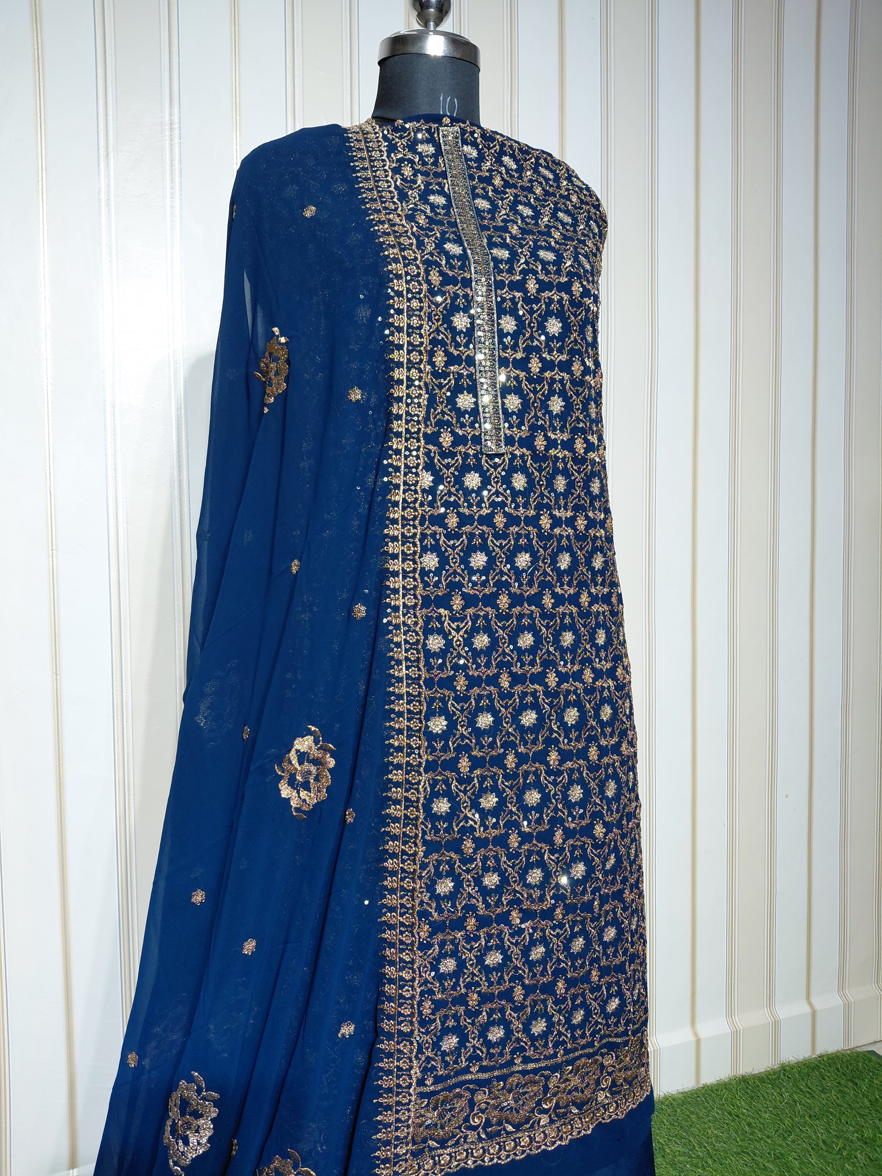 👑 ROYAL PREMIUM HEAVY GEORGETTE PARTY WEAR SUIT WITH BEAUTIFUL SEQUENCE WORK & DESIGNER LOOK ✨
