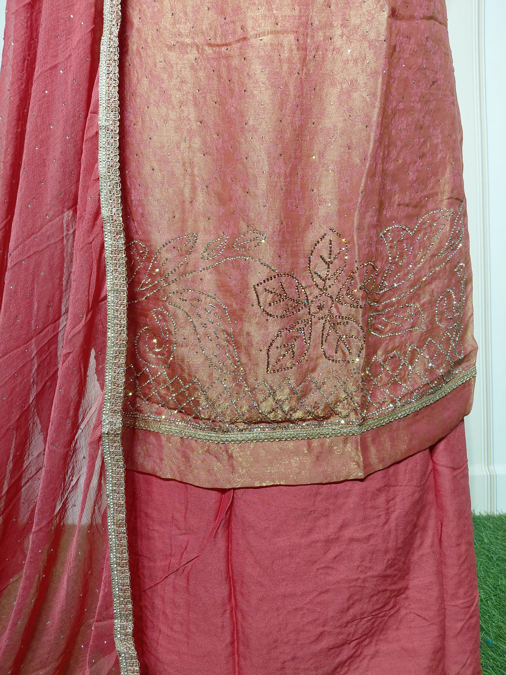 👑 ROYAL PREMIUM NC JACQUARD UNSTITCHED SUIT WITH BEAUTIFUL JARKAN WORK & DESIGNER LOOK