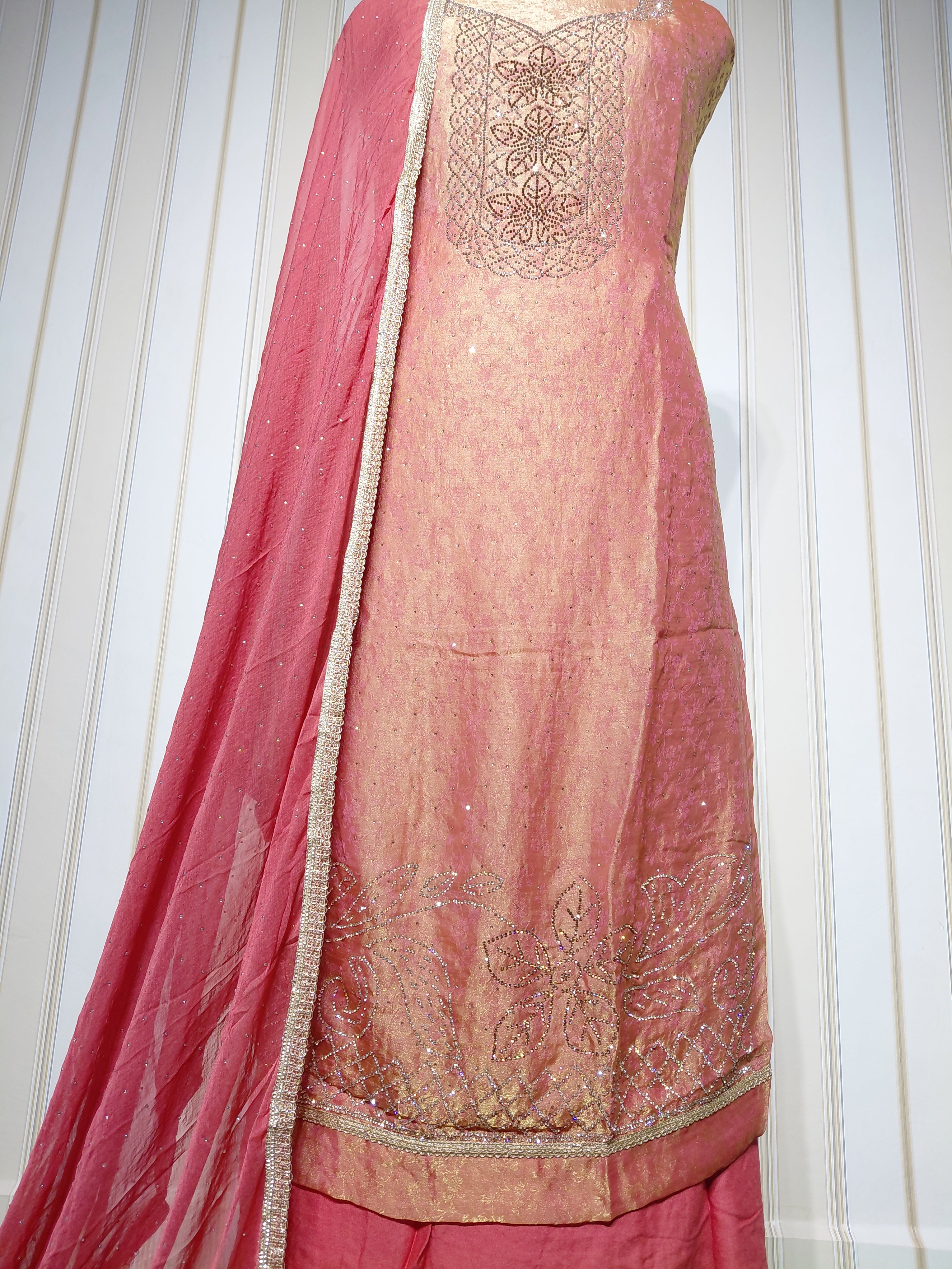 👑 ROYAL PREMIUM NC JACQUARD UNSTITCHED SUIT WITH BEAUTIFUL JARKAN WORK & DESIGNER LOOK