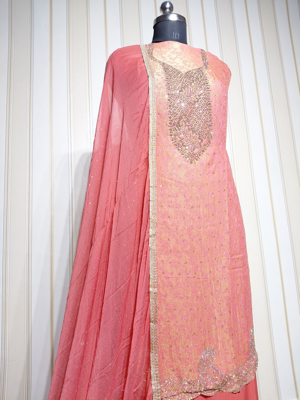 👑 ROYAL PREMIUM NC JACQUARD UNSTITCHED SUIT WITH BEAUTIFUL JARKAN WORK & DESIGNER LOOK