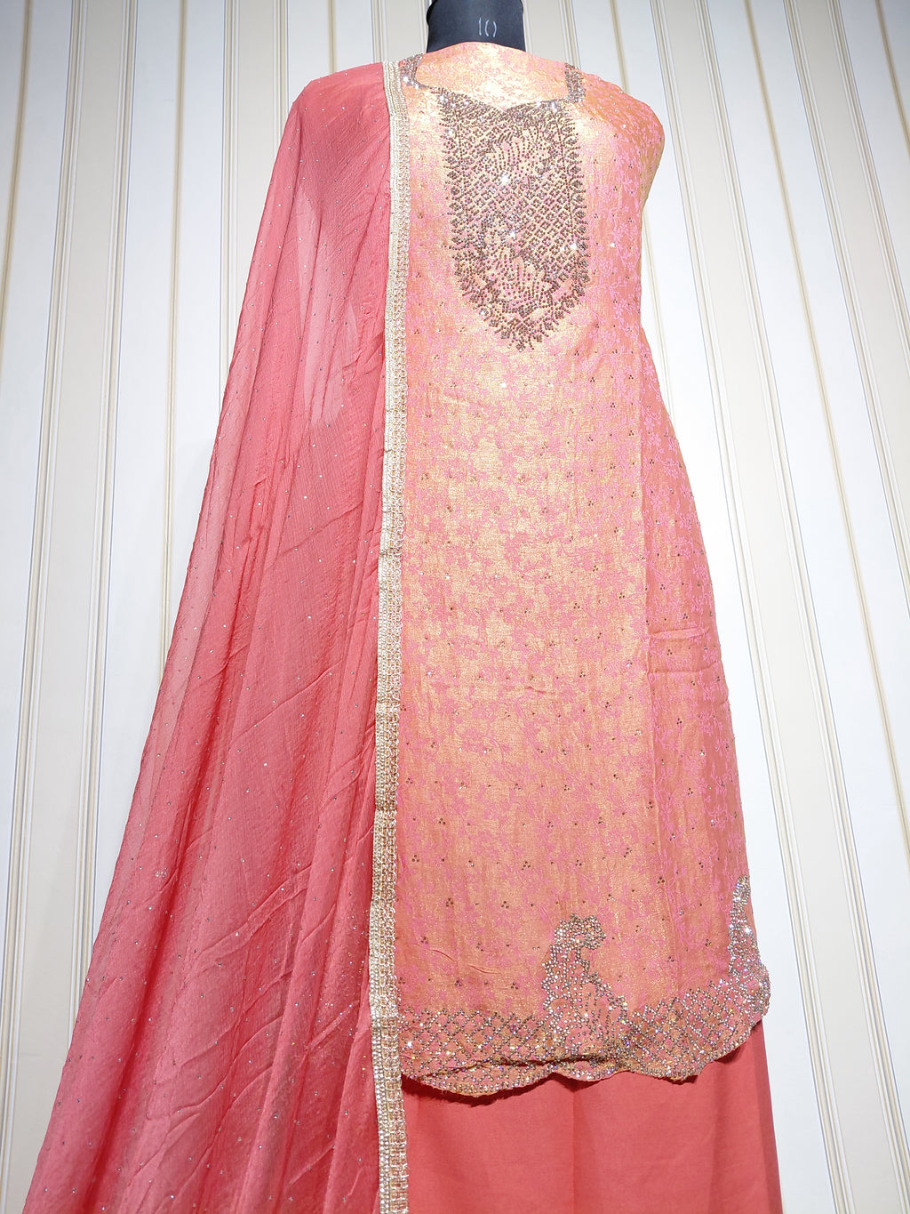 👑 ROYAL PREMIUM NC JACQUARD UNSTITCHED SUIT WITH BEAUTIFUL JARKAN WORK & DESIGNER LOOK