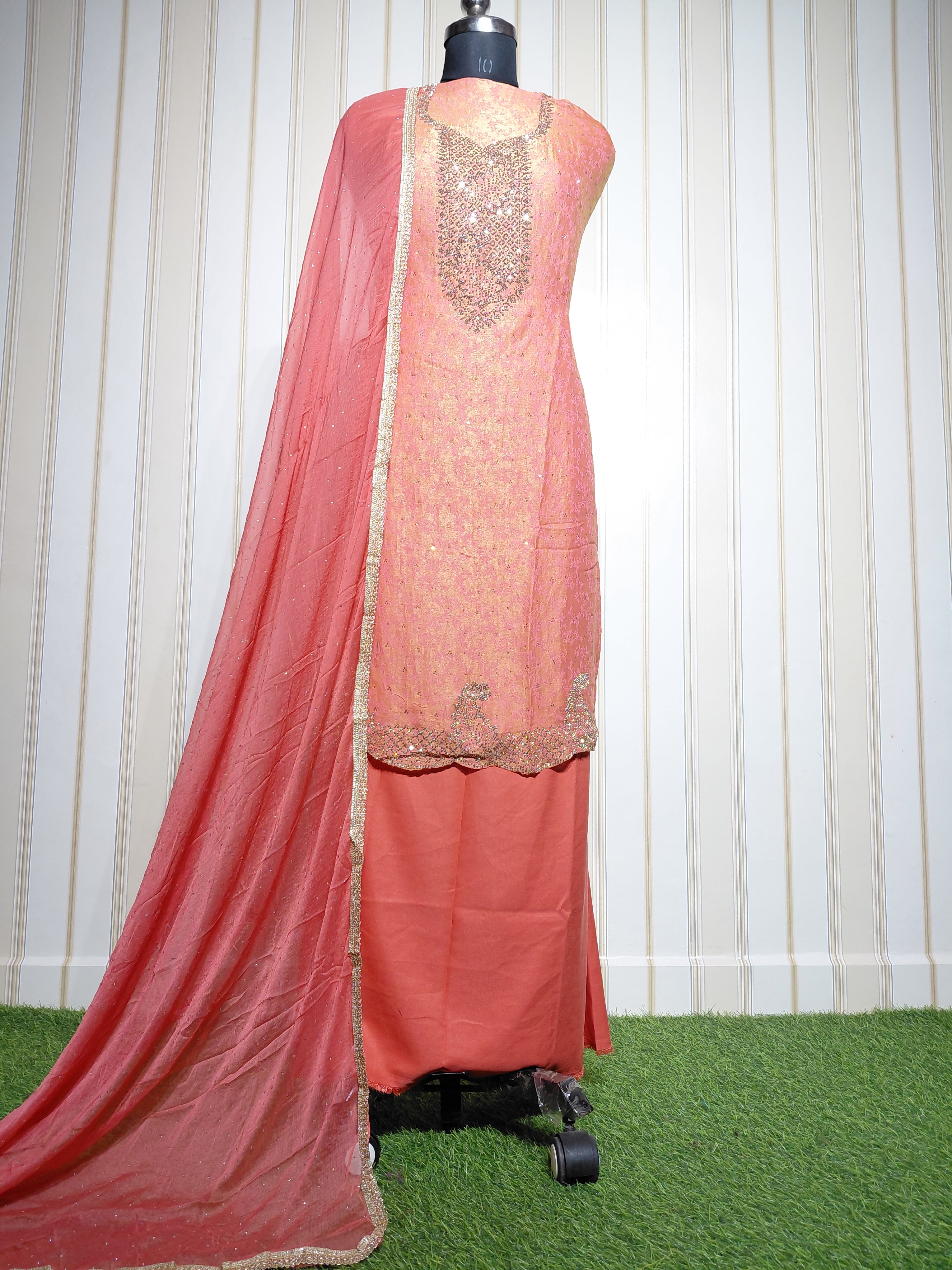 👑 ROYAL PREMIUM NC JACQUARD UNSTITCHED SUIT WITH BEAUTIFUL JARKAN WORK & DESIGNER LOOK