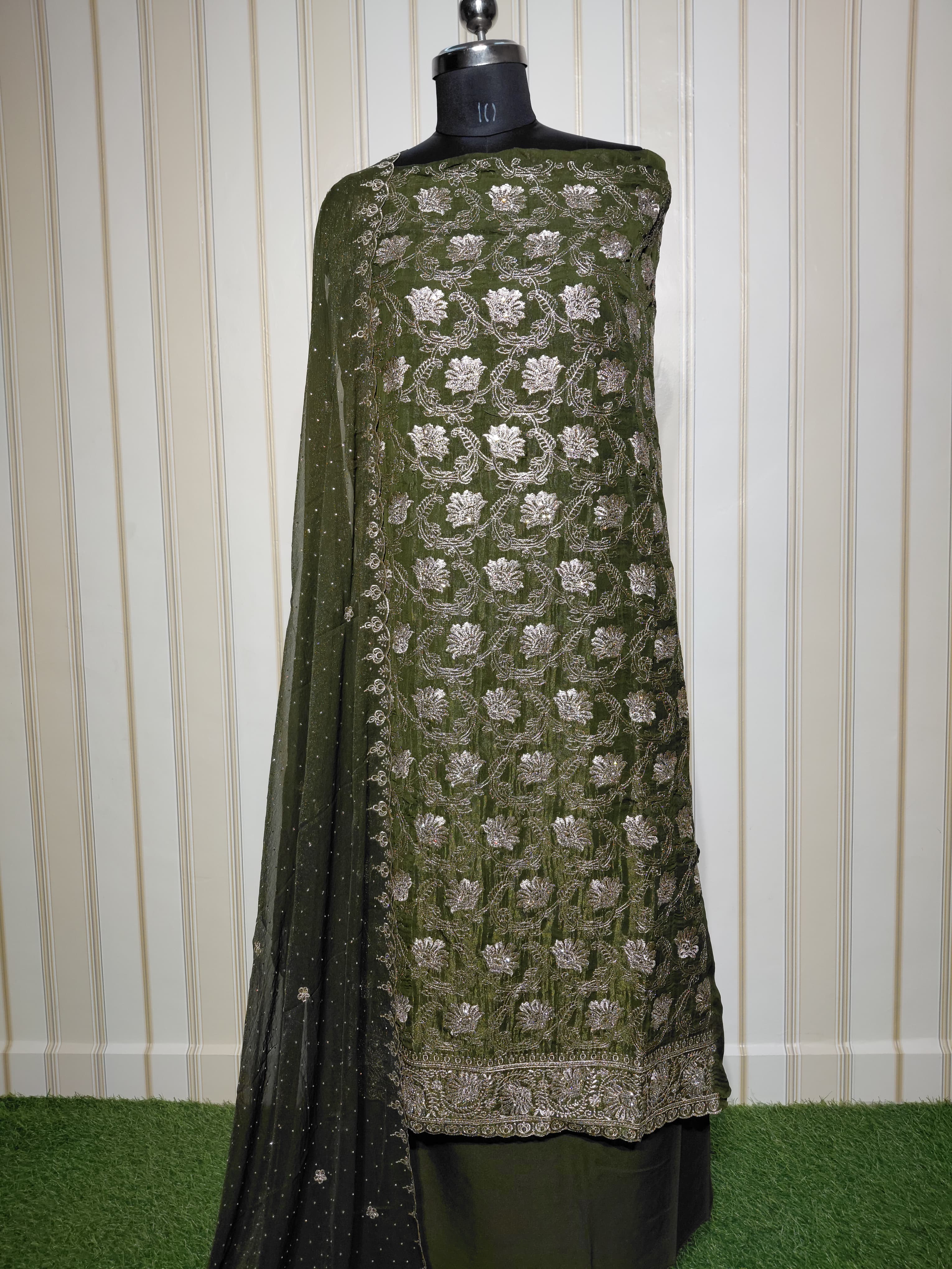 💎 PREMIUM CRUNCHY SILK UNSTITCHED SUIT WITH HEAVY EMBROIDERY WORK & DIAMOND WORK WITH INNER ✨
