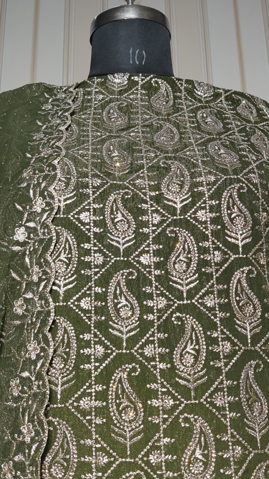 💎 PREMIUM CRUNCHY SILK UNSTITCHED SUIT WITH HEAVY EMBROIDERY WORK & DIAMOND WORK WITH INNER ✨