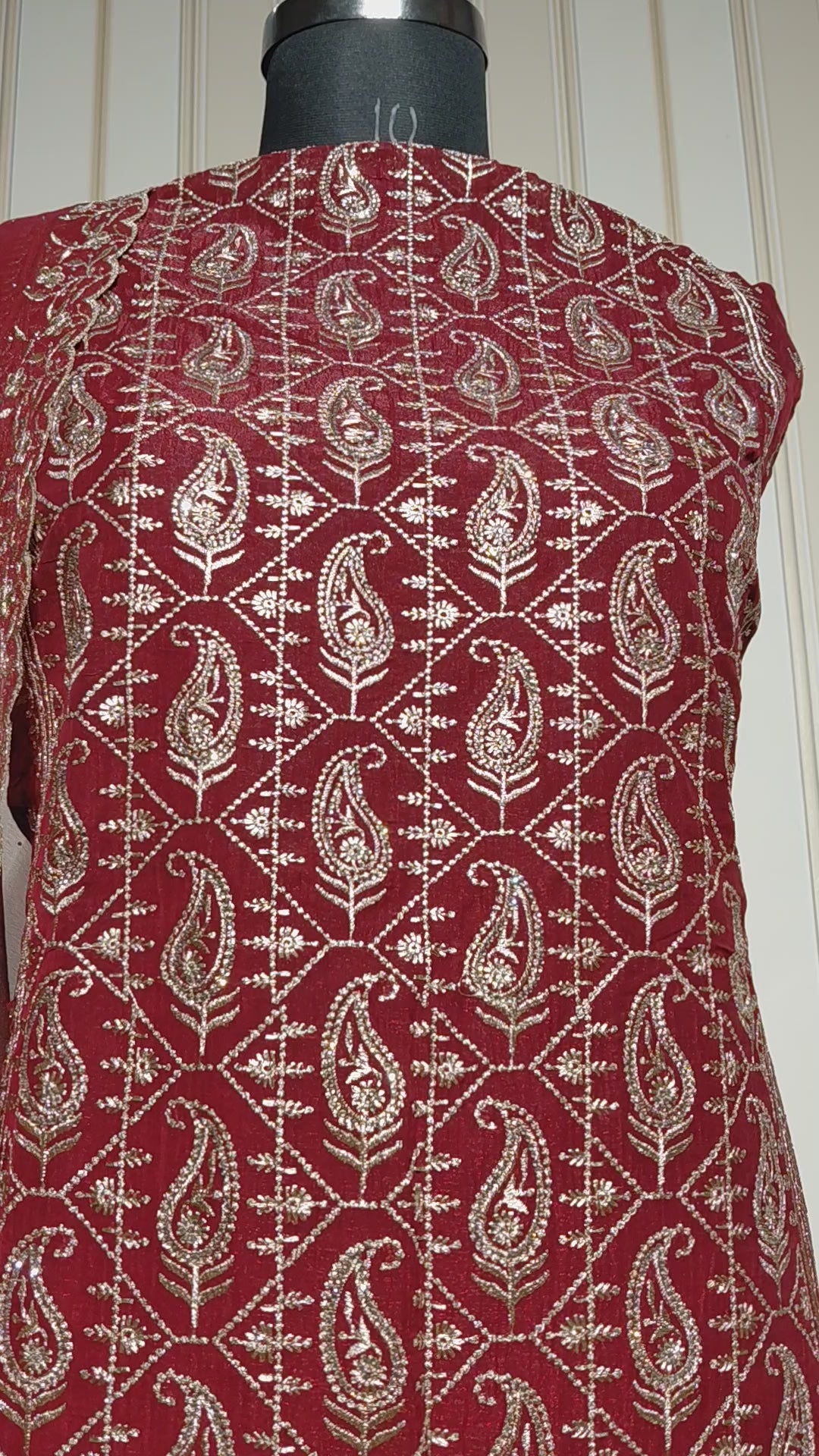 💎 PREMIUM CRUNCHY SILK UNSTITCHED SUIT WITH HEAVY EMBROIDERY WORK & DIAMOND WORK WITH INNER ✨