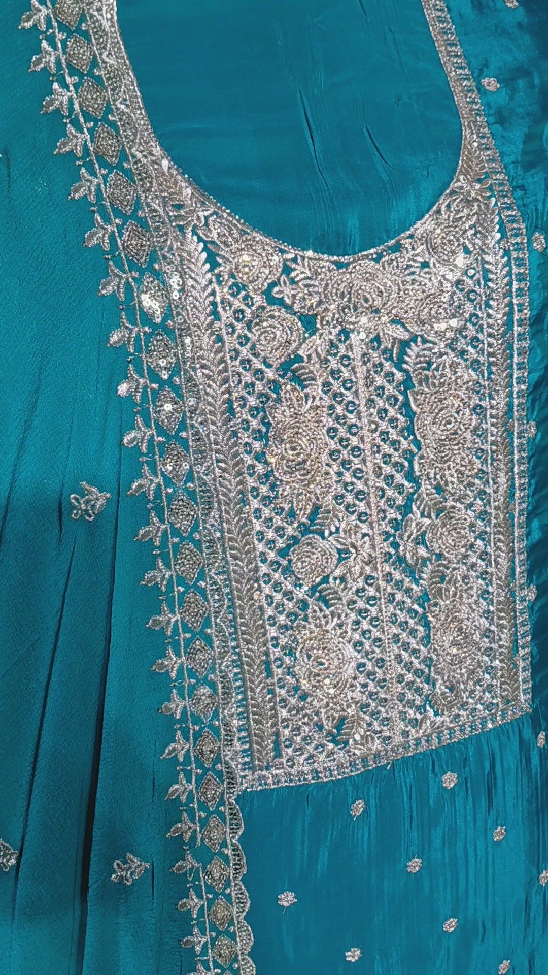 ROYAL PREMIUM GLASS ORGANZA UNSTICHED SUIT